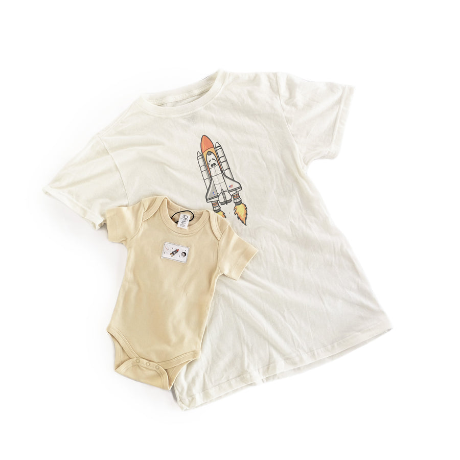 Space Shuttle Matching Organic Baby Bodysuit & T-Shirt Set tee Couloir[ART.] 