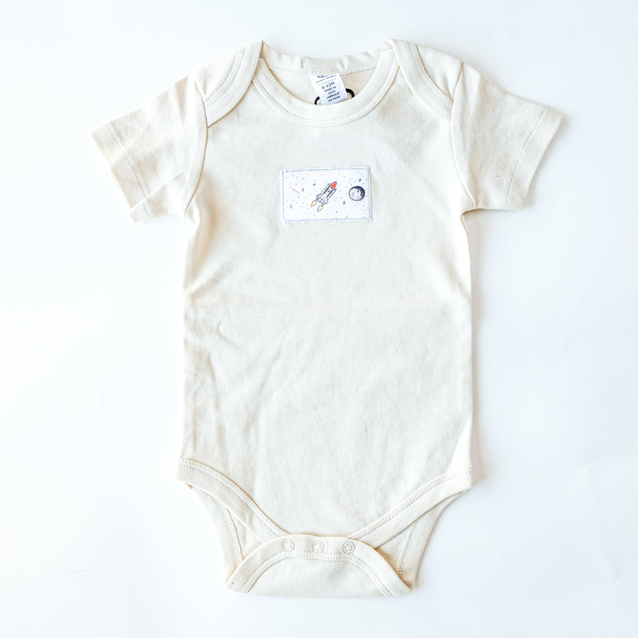 Space Shuttle Organic Baby Bodysuit baby clothes Couloir[ART.] 